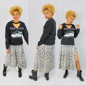 Snake print pleated skirt